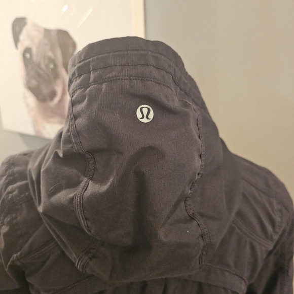 Lululemon Jacket - Picture 6 of 8
